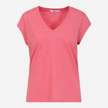 Coster Copenhagen CCH1101 V-Neck T-Shirt 637 Coral Paradise