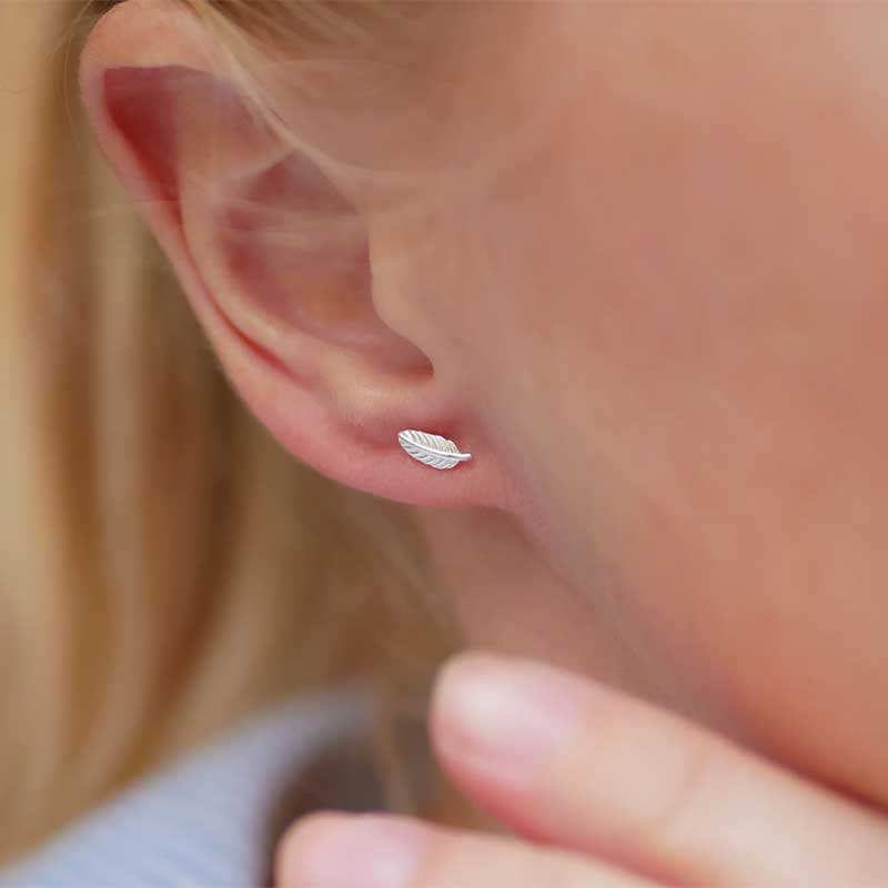 ENAMEL E52S LEAF STUD SØLV