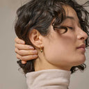 Enamel E376G Amore Hoops Guld - J BY J Fashion