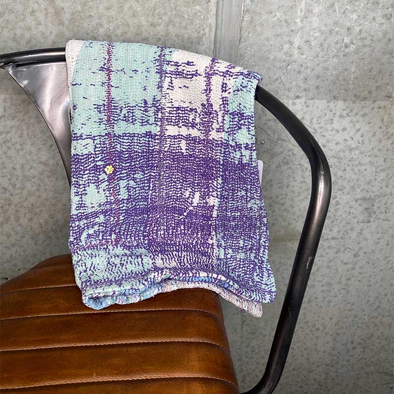 J BY J KANTHA SARI CUSHION NO. 01 60 X 60 CM LILLA