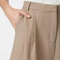 Neo Noir Nika Structure Bermuda Shorts Dark Taupe