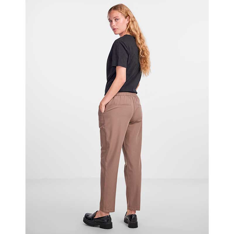 PIECES PCBOSS MW ANKLE PANTS NOOS SAND