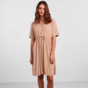 PIECES PCOTENA SS DRESS NOOS BC SAND - J BY J Fashion