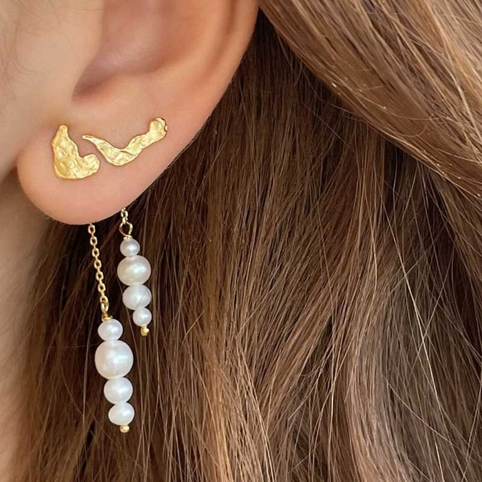 STINE A PEARL BERRIES BEHIND EAR EARRING GULD - J BY J Fashion