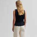 Second Female Carpi Top Black