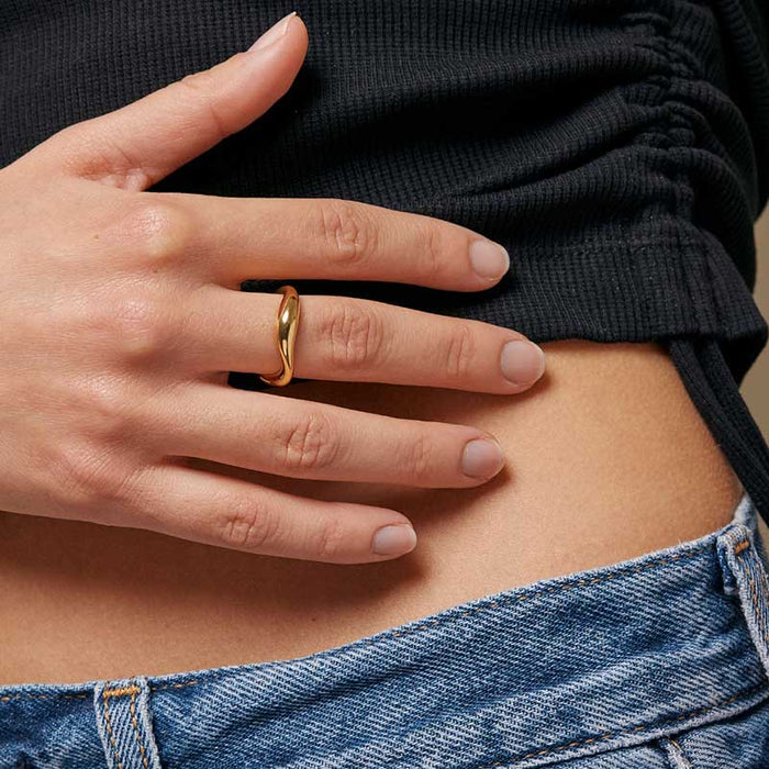 ENAMEL AGNETE SMALL RING GULD - J BY J Fashion