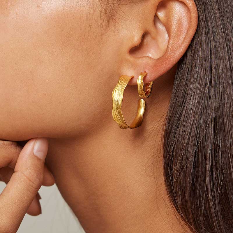 ENAMEL ANE LARGE EARRING GULD