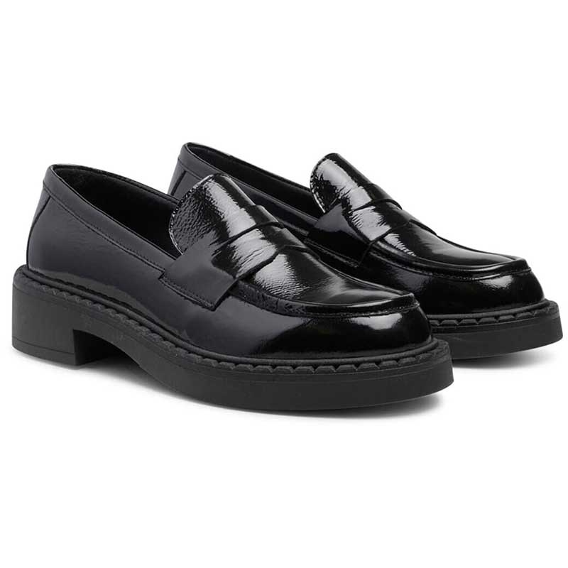 PAVEMENT NAYELI PATENT LOAFERS SORT