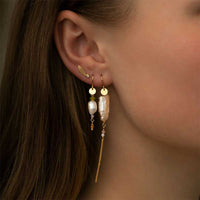 STINE A BIG DOT LEAF EARRING GOLD-fra-STINE A-hos-J BY J Fashion