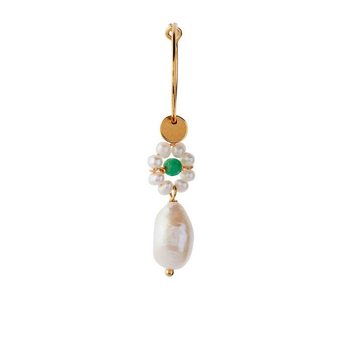 STINE A HEAVENLY FLOWER PEARL HOOP GULD-fra-STINE A-hos-J BY J Fashion