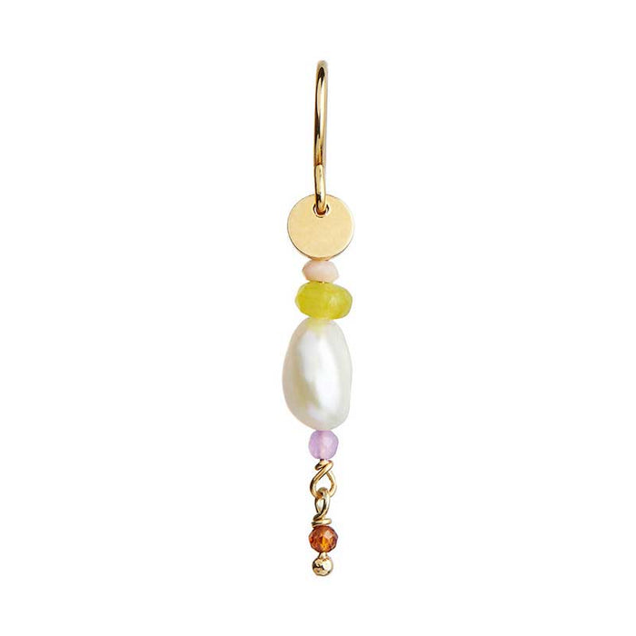STINE A PETIT BAROQUE PEARL EARRING GULD-fra-STINE A-hos-J BY J Fashion